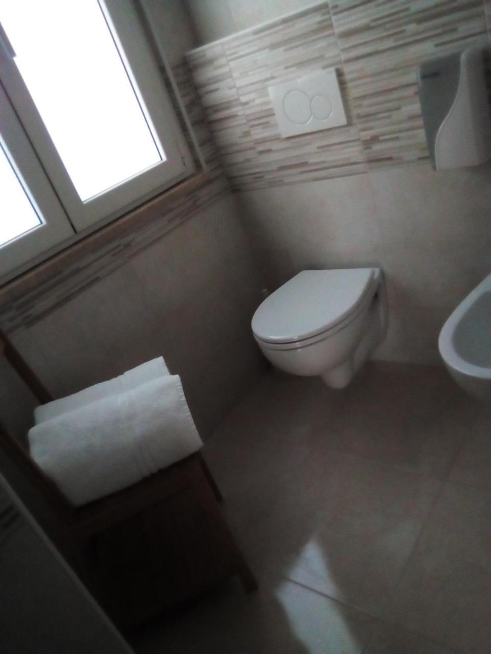 Officina Urban Sleep Bed & Breakfast San Benedetto del Tronto Exterior photo